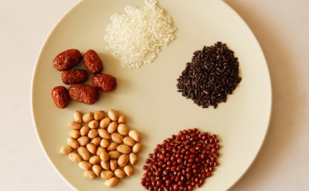 女人怎样才能吃出美丽？女性吃什么能美容养颜？(1)