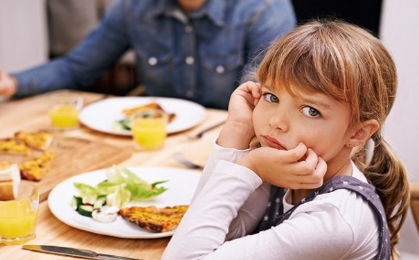 孩子厌食不吃饭怎么办？孩子厌食怎么办？(1)
