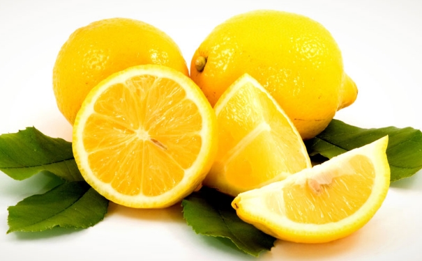 柠檬汁可以祛斑吗？柠檬汁能祛斑吗？(1)