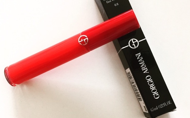 阿玛尼红管唇釉多少钱？阿玛尼红管唇釉专柜价[图]