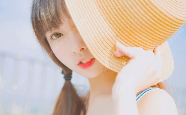 女生来月经可以喝酒吗？女生经期能喝酒吗？(1)
