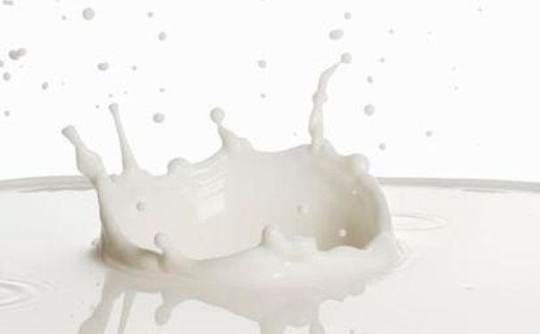 怎样用牛奶洗脸好？怎样用牛奶洗脸效果更好？(1)