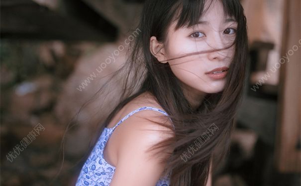 十五岁怎么还没来月经？十五岁没有月经正常吗？(4)