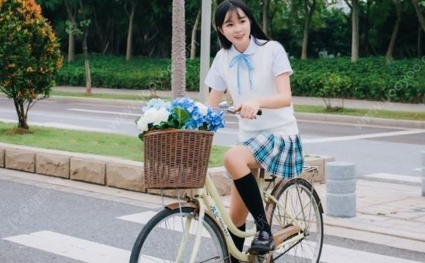 14岁女生可以刮胡子吗？14岁女生刮胡子好不好？(1)