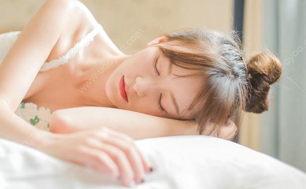 青春期女生胸部有硬块怎么回事？青春期女生胸部有硬块正常吗？(3)