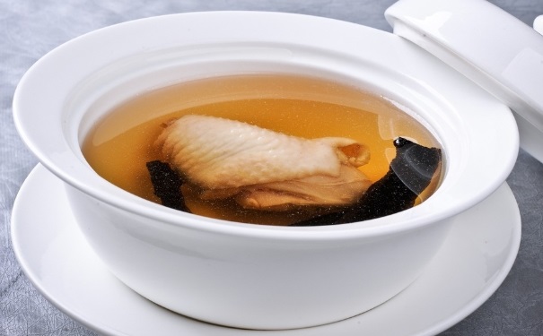 灵芝养心汤是怎么做的？灵芝养心汤有什么功效与作用？[