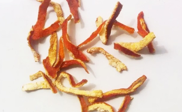 陈皮有什么功效与作用？陈皮泡水有什么功效与禁忌？(1)
