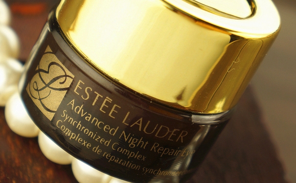 雅诗兰黛眼霜价格是多少？雅诗兰黛眼霜专柜价是多少？(1)