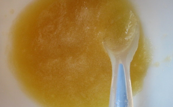 宝宝吃苹果泥有什么好处？苹果泥的功效有哪些？(1)