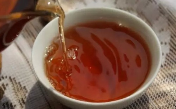 男性在夏季适合饮用哪些茶呢？男性饮茶的好处有什么？(1)