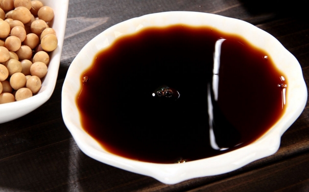 糖尿病能不能吃酱油？糖尿病不能吃哪些食物？[图]
