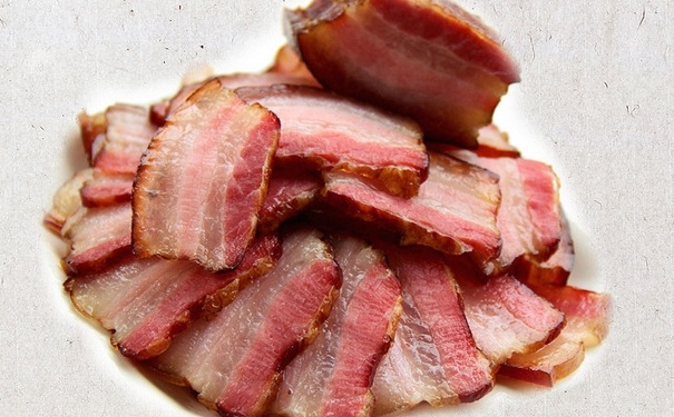 老年人能不能吃熏肉呢？熏肉有哪些营养价值？[图]