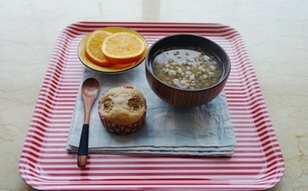 薏仁粥的做法？薏仁粥的功效与作用及食用方法？(1)