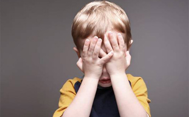 孩子皮肤发黄是什么原因？孩子皮肤发黄是因为营养不良吗？(1)