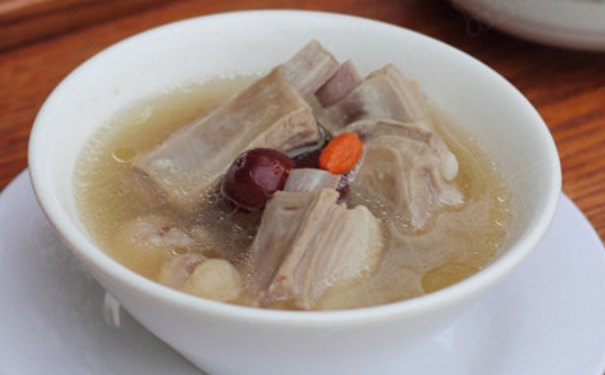 月经推迟吃什么食物好？月经推迟的食疗方法有哪些？(1)