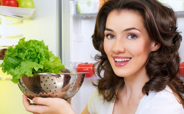 吃什么能让牙齿变白？什么食物可以美白牙齿？[图]