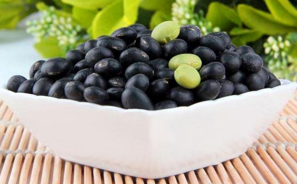 月经后吃黑豆好吗？月经后黑豆有什么功效？[图]