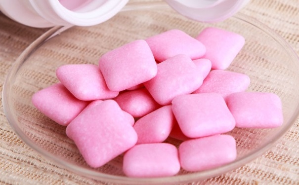 经常吃口香糖有哪些危害？经常吃口香糖会得什么疾病？[