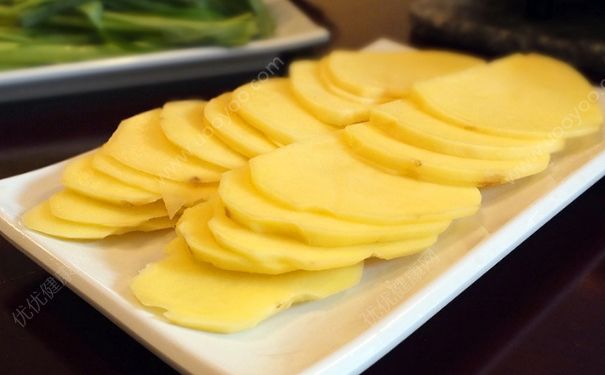 土豆敷脸后需要清洗吗？土豆敷脸需要敷多久？(1)