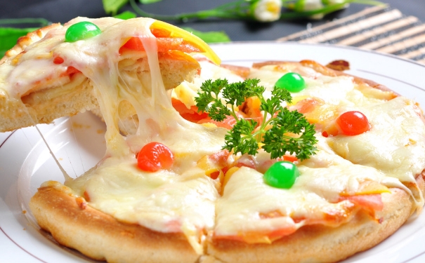 水果披萨怎么做？水果披萨怎么做好吃？(1)