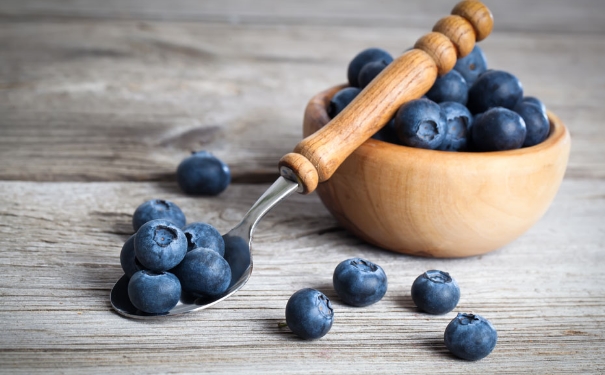 眼睛不好吃什么食物？吃哪些食物能够保护眼睛？(1)