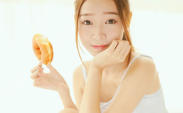 11岁女孩能穿胸罩吗？11岁女生穿什么内衣？(1)