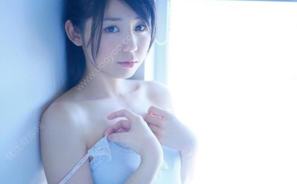 摸17岁女生下部会流水吗？摸17岁女生会不会流水？(3)