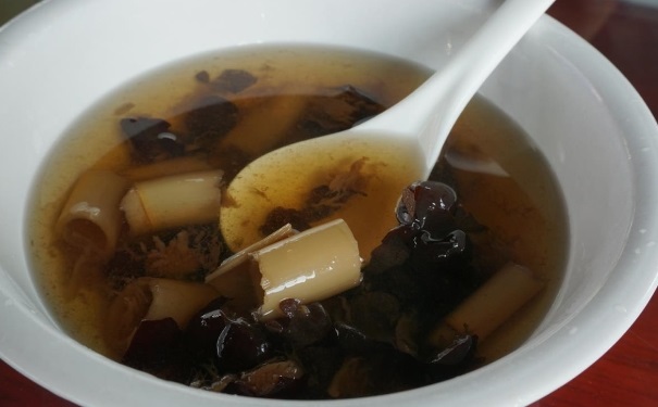 春季怎么防治感冒？春季预防治疗感冒的偏方及食疗方[