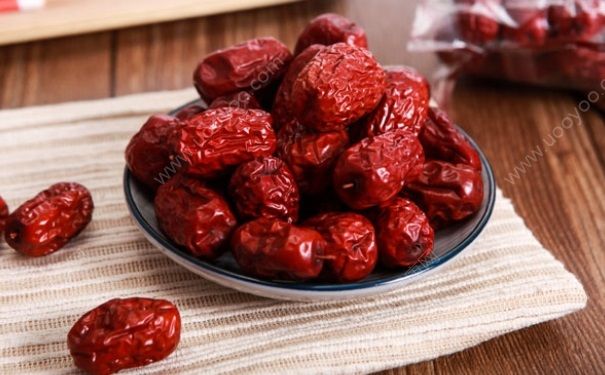 吃红枣拉肚子什么原因？吃红枣拉肚子怎么办？(1)