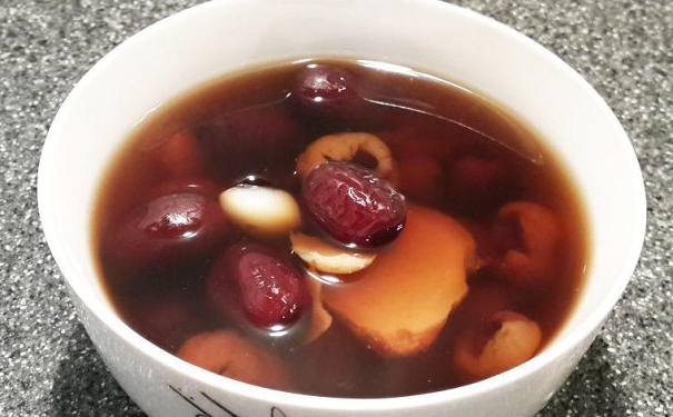 常喝红糖生姜水有什么好处？月经期间需慎喝红糖生姜水