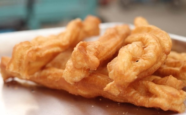 吃油条有哪些危害？如何做健康油条？(1)