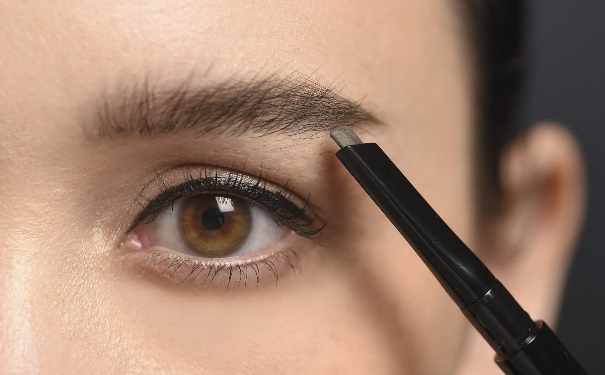 掉眉毛还会长吗？眉毛掉了还能长出来吗？(1)