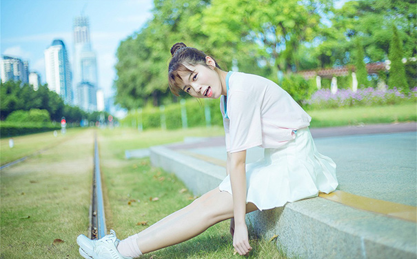 16岁的女生可以去腿毛吗？腿毛怎么样去除比较好？(1)
