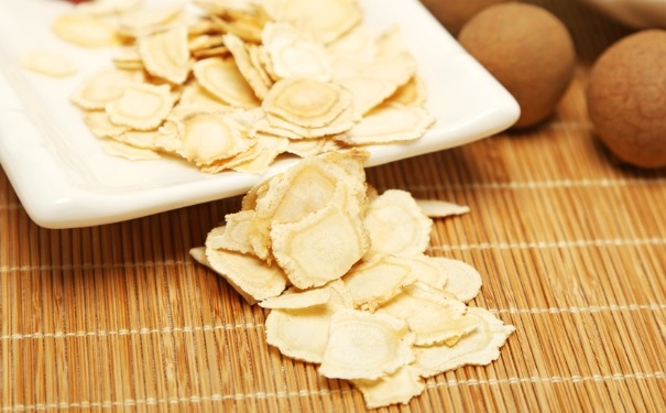 西洋参可以和黄芪一起泡吗？西洋参黄芪茶有什么功效？(1)