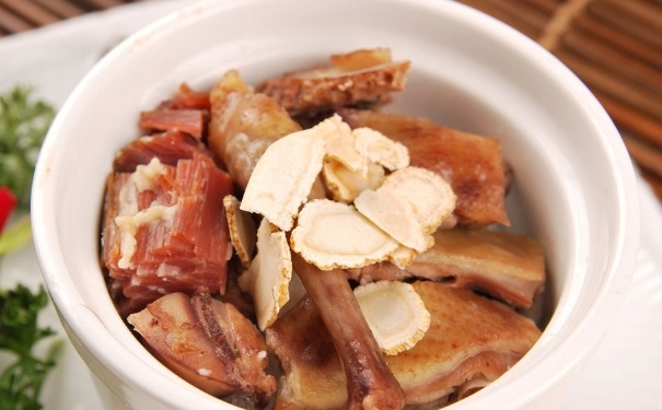 西洋参能炖鸡汤吗？西洋参炖鸡汤有什么好处？[图]