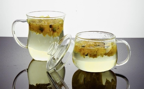 菊花茶变绿是什么原因？菊花茶泡得变绿还能喝吗？[图]