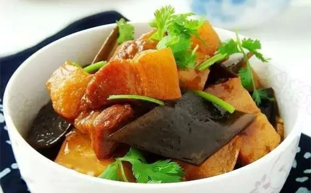 海带烧肉怎么做？海带烧肉的做法(1)