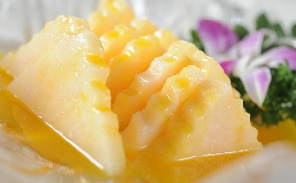 菠萝汁有什么功效？菠萝和什么水果一起榨汁好？[图]