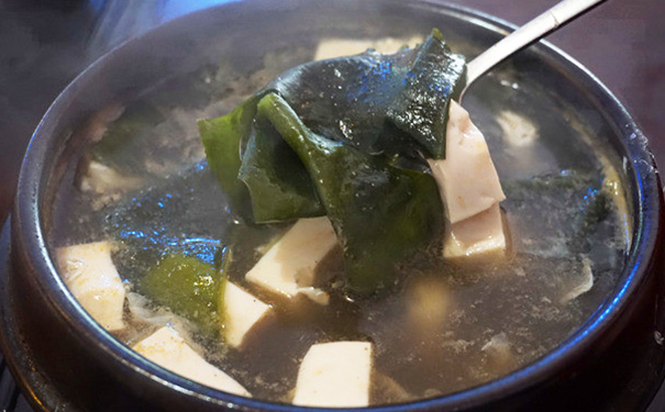 海带排骨汤是怎么做的？海带排骨汤的做法[图]