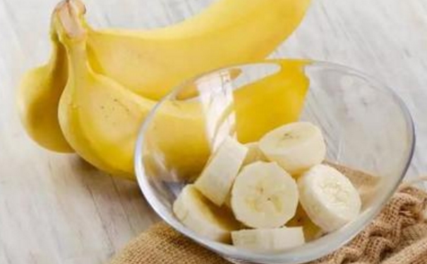 香蕉皮泡脚能降血压吗？香蕉皮泡脚能治高血压吗？[图]