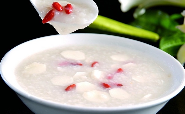 春季养肝吃哪些食物？春季养生如何保护肝脏？[图]