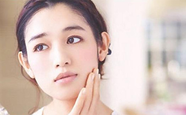 敏感性肌肤是怎么样形成的？敏感肌肤可以用什么药缓解？(1)