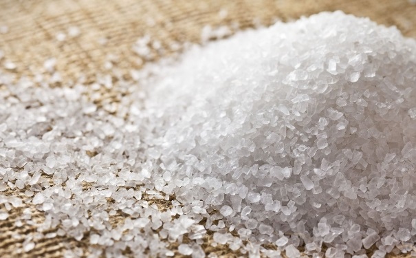 盐吃多了有哪些危害？盐吃多了容易得什么病？[图]