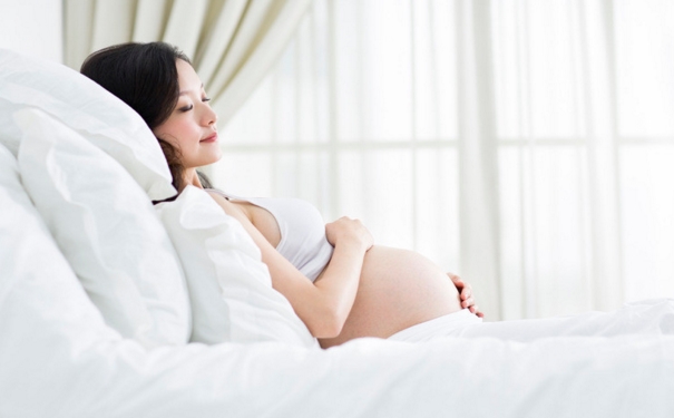 孕妇脚肿怎么回事？孕妇应该如何缓解水肿？(1)