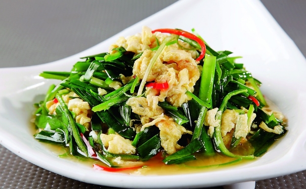 吃韭菜胃疼怎么回事？为什么吃韭菜胃难受？[图]