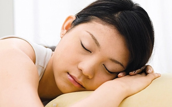 熬夜对健康有什么危害？熬夜不伤身的方法有哪些？(1)