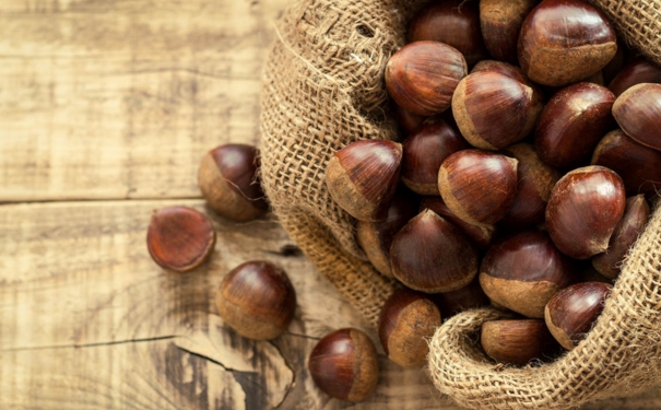 冬季补肾吃栗子有效吗？栗子补肾又养生的膳食有哪些？[
