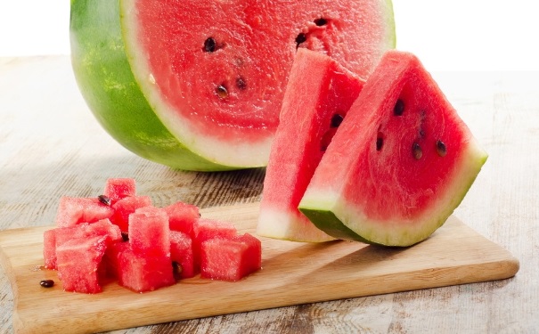吃西瓜可以不吐西瓜籽吗？吃西瓜籽有什么好处吗？[图]