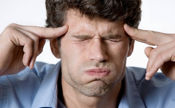 春季头痛是什么引起的？春季头痛吃什么可以治疗？[图]