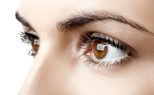 眼部浮肿怎么办？怎么才能消除眼部浮肿？[图]